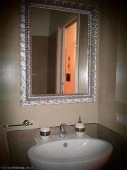 Your Rhome * Roma
